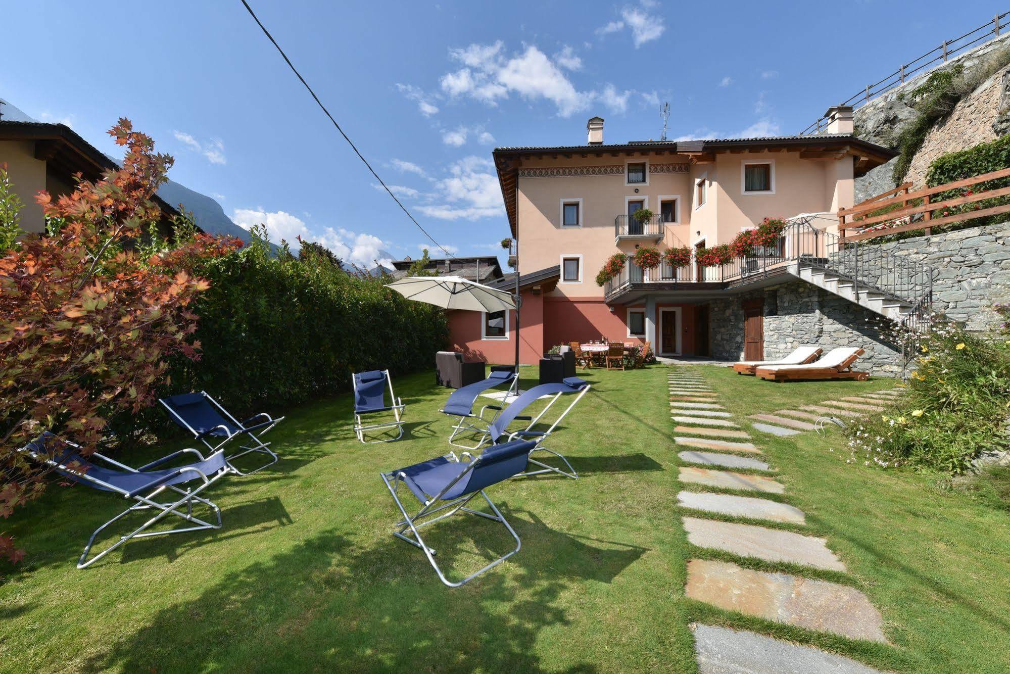 Villa Au Berceau Du Bien-Etre Chambave Exterior foto